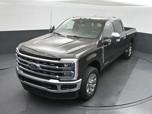Used 2025 Ford F350 King Ranch w/ Chrome Package AWD/4WD image 35