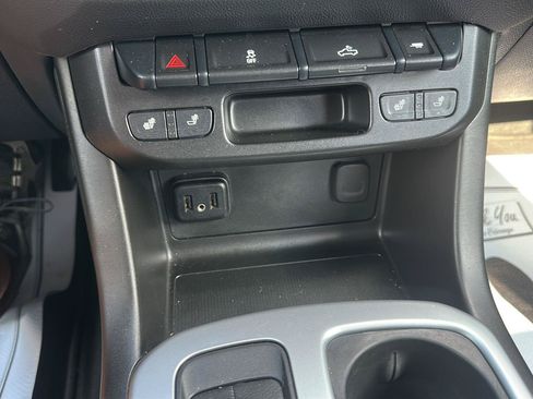 Used 2021 Chevrolet Colorado LT w/ LT Convenience Package AWD/4WD image 29