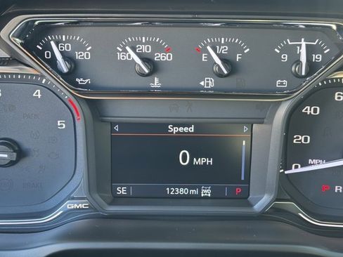 Used 2023 GMC Sierra 3500 AT4 w/ Gooseneck/5TH Wheel Package image 17