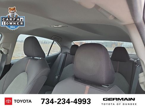 Used 2019 Toyota Camry LE image 15