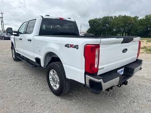 Used 2026 Ford F250 XLT AWD/4WD image 4