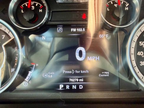 Used 2017 RAM 1500 Laramie AWD/4WD image 43