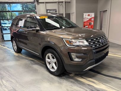 Used 2016 Ford Explorer XLT w/ Equipment Group 202A