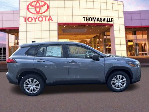 New 2025 Toyota Corolla Cross L image 4