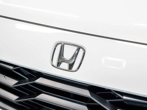 Used 2023 Honda HR-V Sport image 8
