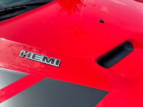 Used 2010 Dodge Challenger R/T RWD image 19