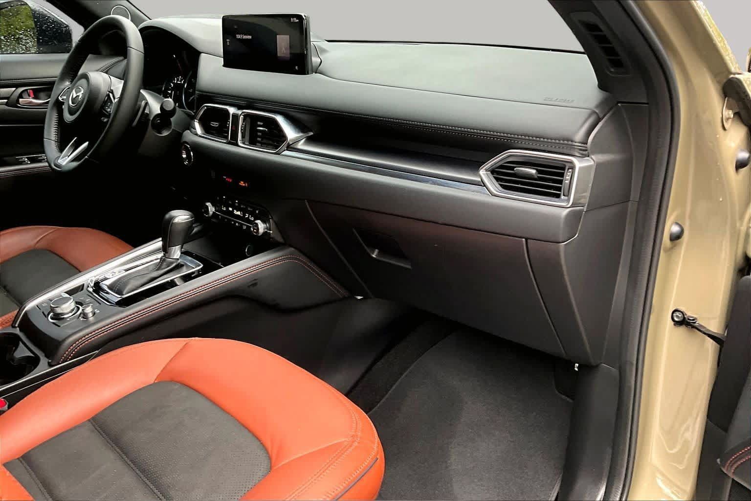 Used 2024 MAZDA CX-5 Carbon Edition AWD/4WD image 19