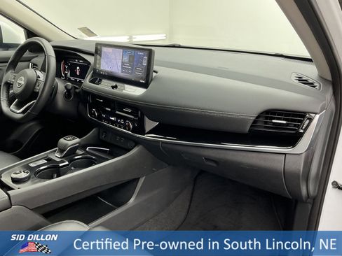 Used 2024 Nissan Rogue SL image 24