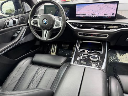 Used 2024 BMW X7 M60i w/ Executive Package AWD/4WD image 25