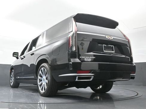 Used 2024 Cadillac Escalade ESV Premium Luxury Platinum AWD/4WD image 69