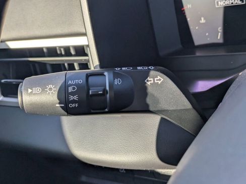 New 2026 Mitsubishi Outlander SE FWD image 29
