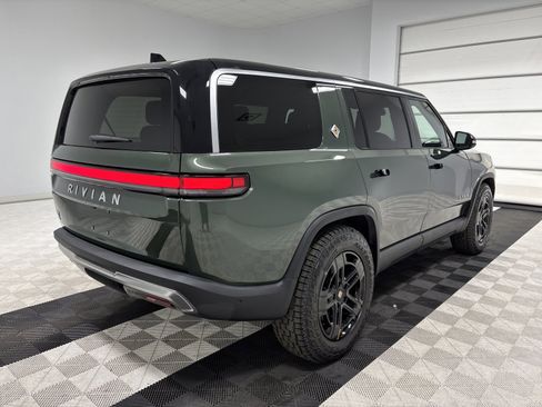 Used 2024 Rivian R1S Adventure AWD/4WD image 5