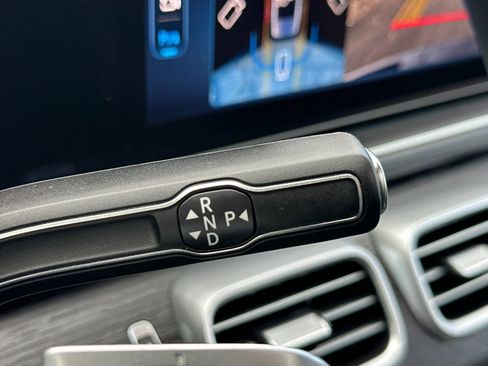 Used 2025 Mercedes-Benz GLE 350 4MATIC image 25