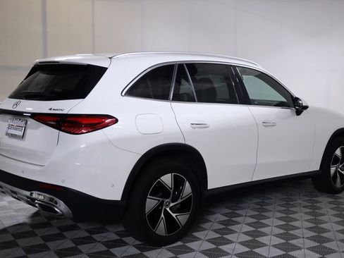 Used 2024 Mercedes-Benz GLC 300 4MATIC image 6