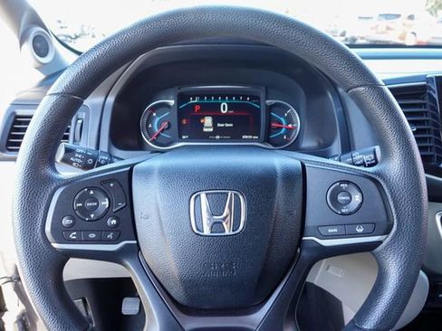 Used 2020 Honda Pilot EX image 12