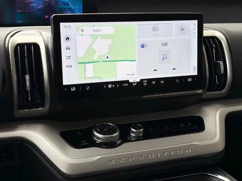 New 2026 Ford Expedition Active RWD image 37