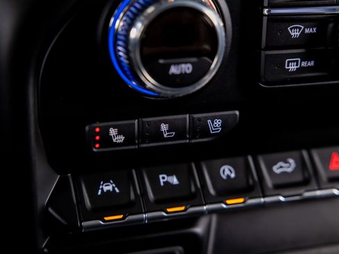 Used 2019 GMC Sierra 1500 SLT w/ SLT Premium Plus Package image 15