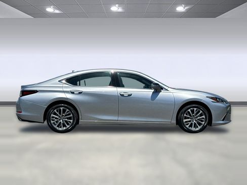 Certified 2025 Lexus ES 350 w/ Accessory Package (Z2) FWD image 8