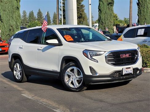 Used 2018 GMC Terrain SLE image 2