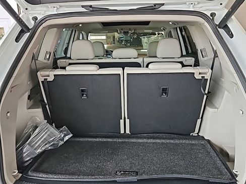 New 2026 Volkswagen Atlas SE FWD image 20