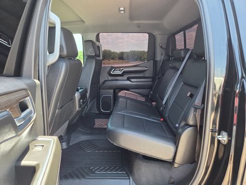 Used 2022 Chevrolet Silverado 1500 RST AWD/4WD image 18