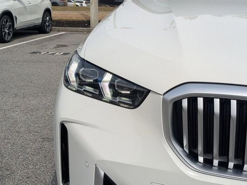 New 2026 BMW X5 sDrive40i image 11