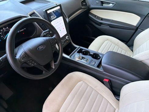 Certified 2023 Ford Edge SE w/ Black Appearance Package AWD/4WD image 11