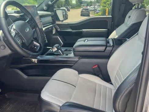 Used 2023 Ford F150 Lightning Platinum AWD/4WD image 9