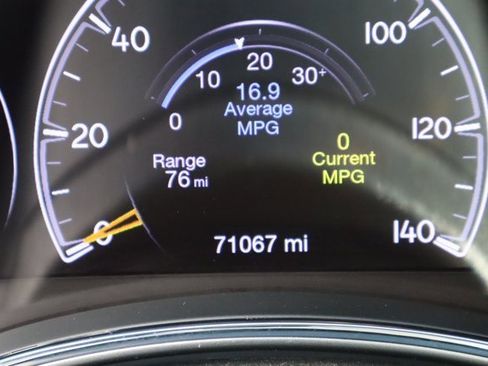 Used 2021 Jeep Grand Cherokee Laredo X image 40