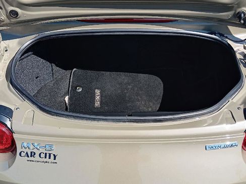 Used 2023 MAZDA MX-5 Miata Grand Touring image 26