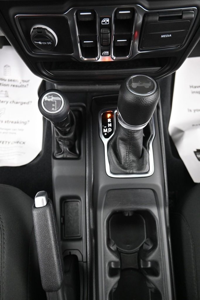 Used 2022 Jeep Wrangler Unlimited Sport AWD/4WD image 23