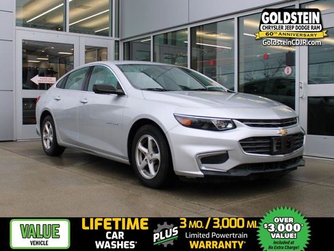 Used 2018 Chevrolet Malibu LS image 1