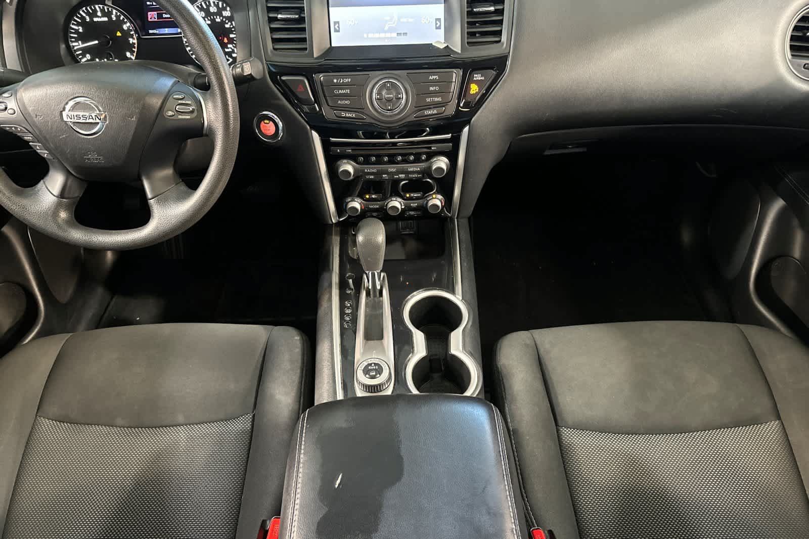 Used 2020 Nissan Pathfinder S AWD/4WD image 4
