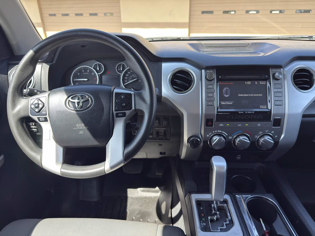 Used 2016 Toyota Tundra SR5 w/ SR5 Upgrade Package AWD/4WD image 18