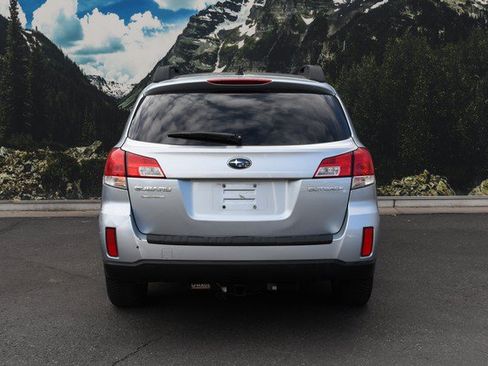 Used 2014 Subaru Outback 2.5i Premium w/ Popular Package #1B AWD/4WD image 10