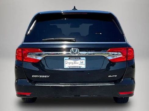 Used 2018 Honda Odyssey Elite image 6