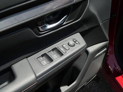 Used 2024 Honda CR-V Sport image 5
