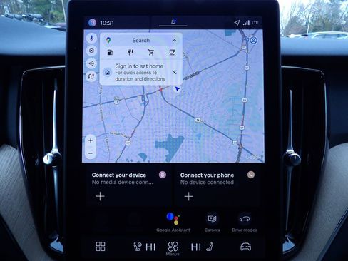 New 2026 Volvo XC60 B5 Plus w/ Protection Package Premier image 19