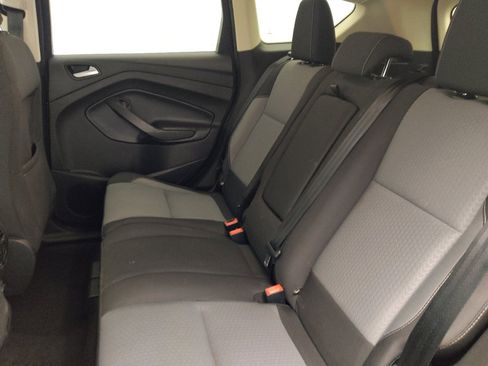 Used 2018 Ford Escape SE image 18