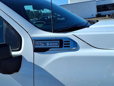 Used 2024 GMC Sierra 2500 Pro w/ Convenience Package image 11