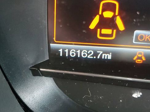 Used 2016 Ford Explorer XLT w/ Equipment Group 202A FWD image 30