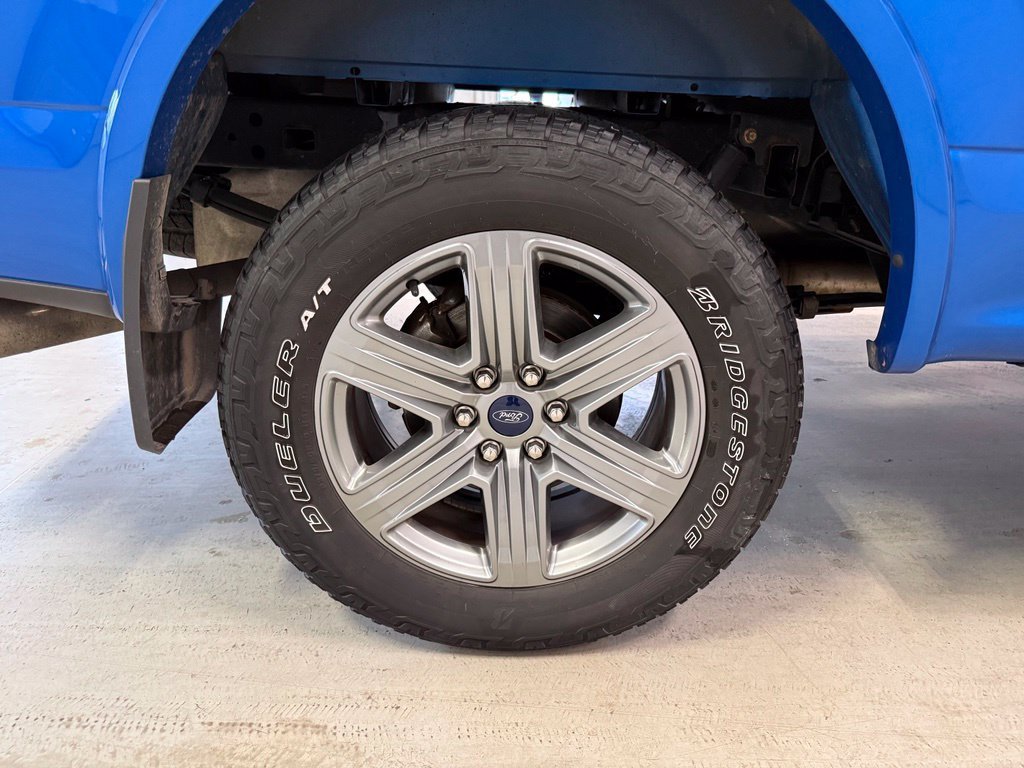 Used 2019 Ford F150 XLT w/ Equipment Group 302A Luxury AWD/4WD image 33