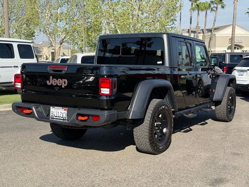 Used 2023 Jeep Gladiator Mojave AWD/4WD image 7
