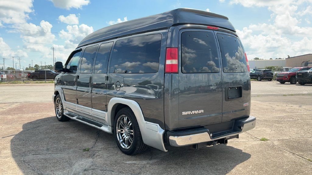 Used 2014 GMC Savana 1500 RWD image 4