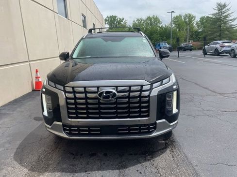 Used 2024 Hyundai Palisade Calligraphy AWD/4WD image 2