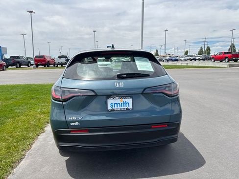 Certified 2025 Honda HR-V LX image 4