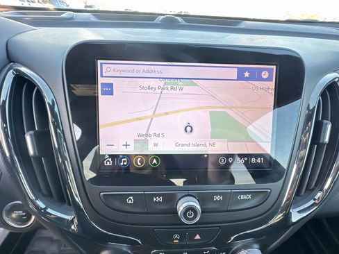 Used 2022 Chevrolet Equinox RS w/ Infotainment Package image 14