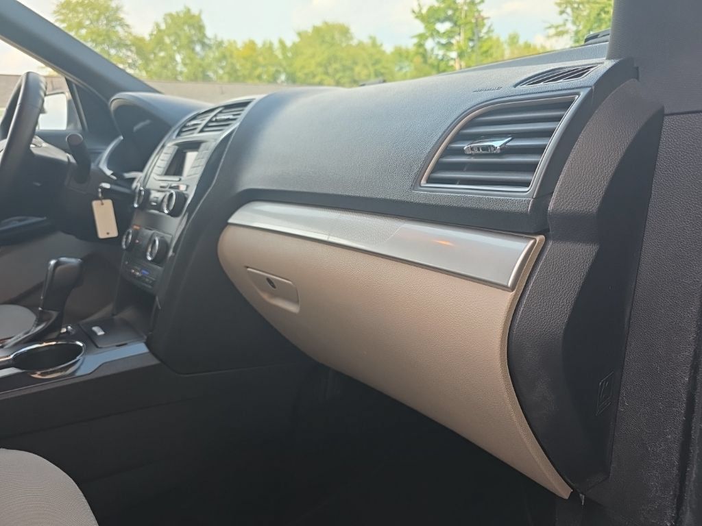 Used 2019 Ford Explorer FWD image 22