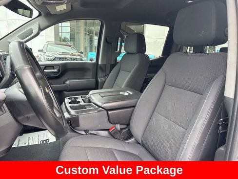 Used 2020 Chevrolet Silverado 1500 Custom w/ Custom Value Package AWD/4WD image 12