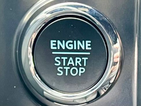 Used 2025 Ford F150 Raptor image 33